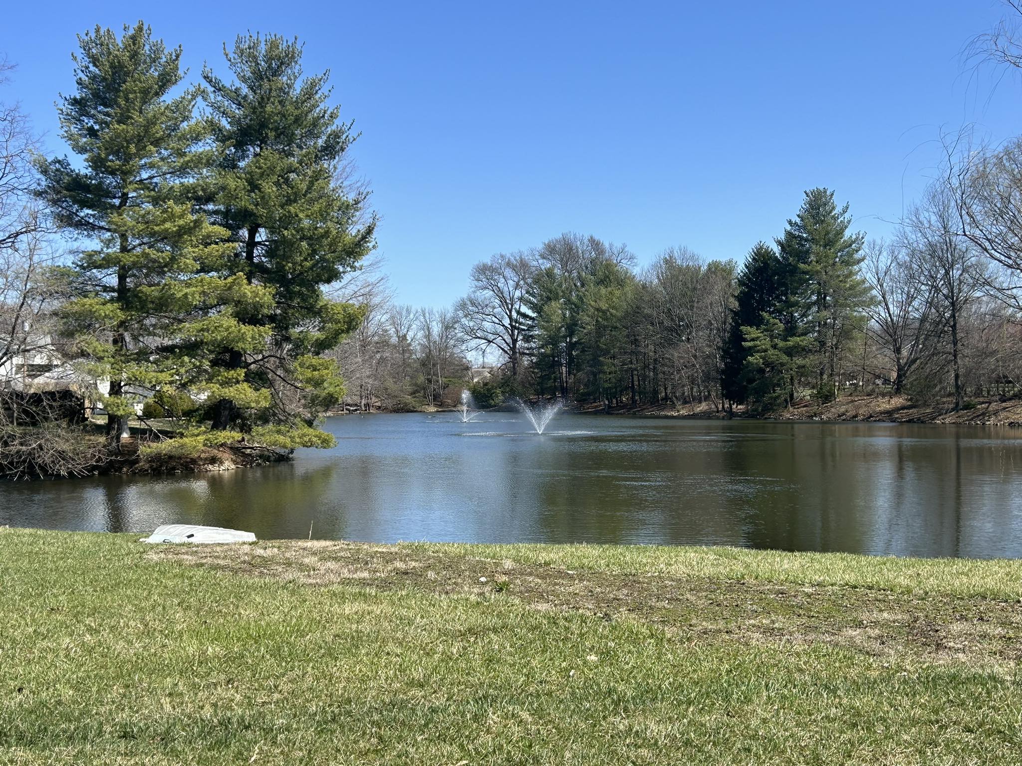 Serene lake view at Lakeshire Farm